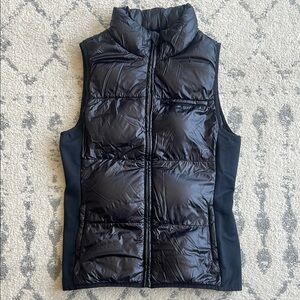 Fabletics Black Quilted Puffer Vest with Stand-Up Collar